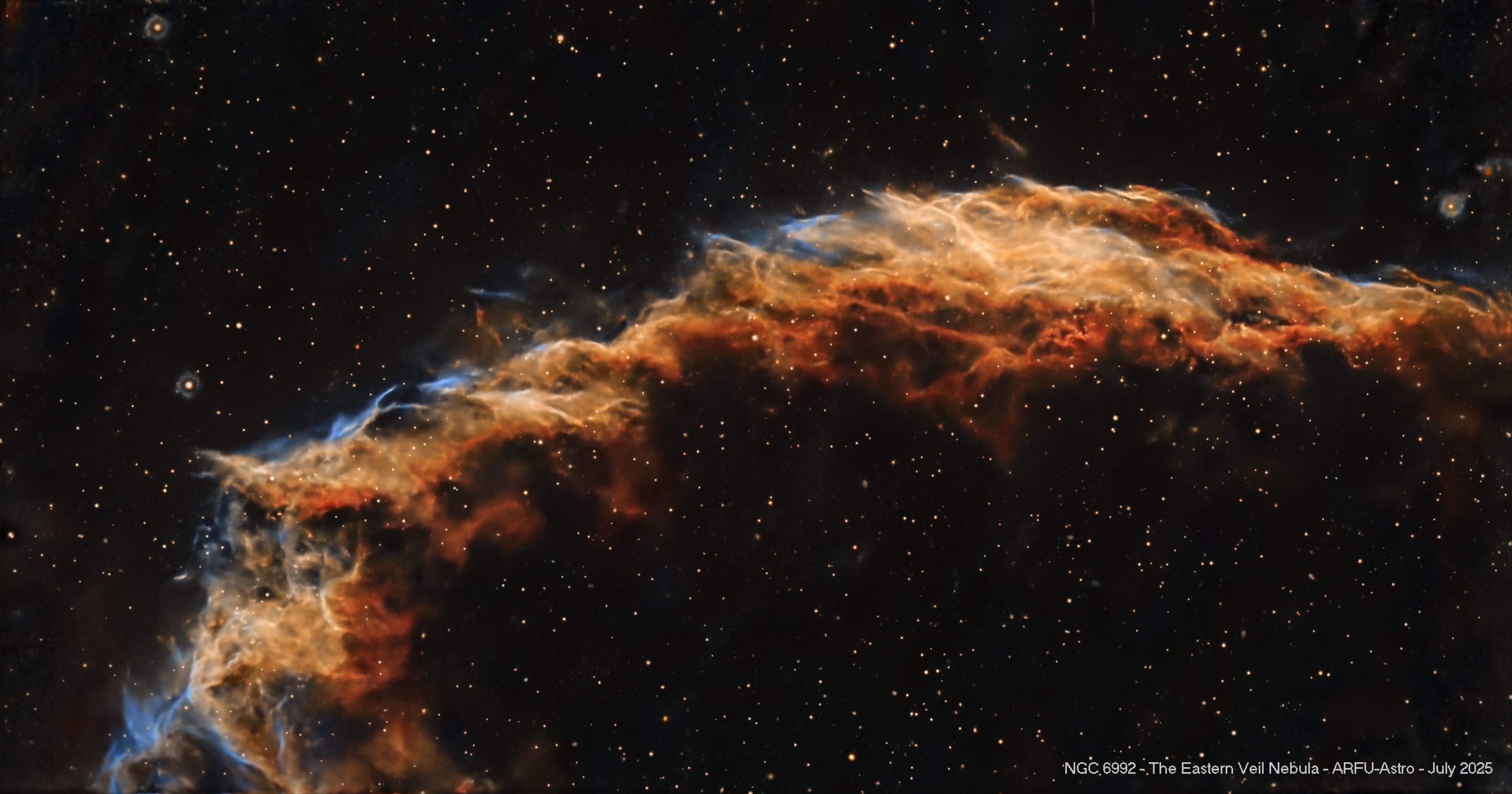Nebulosa Eastern Veil